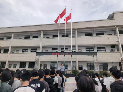 通城县塘湖镇黄袍中学：珍惜粮食，不负“食”光