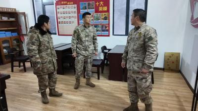 通城县人民武装部赴沙堆镇九井社区指导基层武装建设