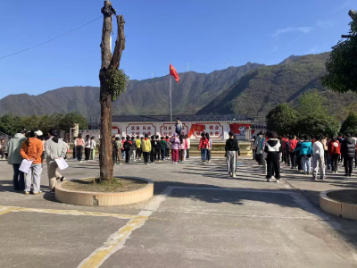 活力满校园 趣味共欢畅丨通城县塘湖镇大埚小学趣味运动会圆满举行