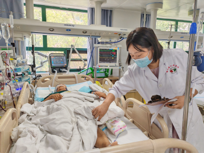 通城县人民医院：“医食协同”新模式促进患者快速康复