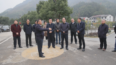 赤壁市来通城县开展省内区域协作帮扶对接工作