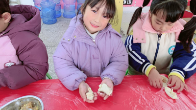 通城县马港镇中心幼儿园：食至冬至 快乐而至