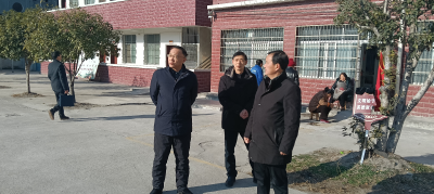 通城县教育局调研塘湖中学，全力推进校园改造升级