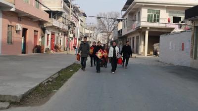 视频-【移风易俗】新年喜送福 祝福进万家｜四庄乡联合县妇联、县文联开展春节送春联活动