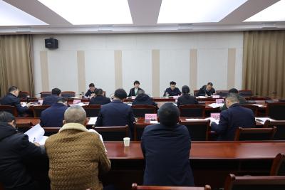 通城县委常委会2025年第3次会议召开