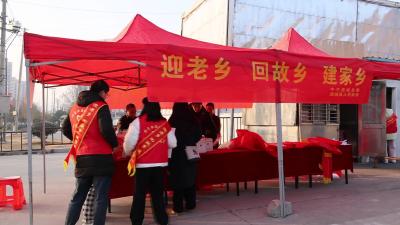 视频-持续7天，每天10辆车！通城“返乡专车”免费接老乡回家过年