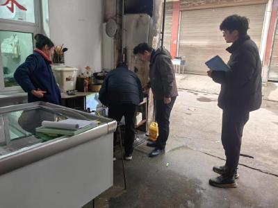 咸宁市商贸局深入通城县沙堆镇农贸市场开展安全生产督查工作