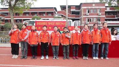 视频-通城县图书馆：阅读启迪智慧 书香润泽校园