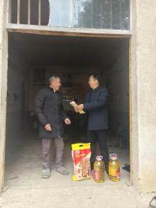 通城县卫健局深入沙堆镇 慰问计划生育家庭