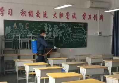 通城县五里镇：五里中学开展开学安全检查及消杀工作