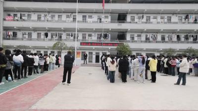 视频-通城县隽水初中与五里中学联合举办融合型教联体体育中考备考活动