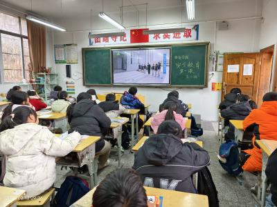 预防于心，健康“童”行 |通城县杨部小学春季侧边预防教育活动