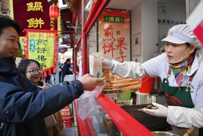 半月谈丨破解“小马拉大车”，有几招？