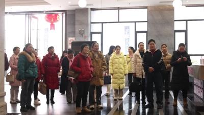 视频—观变化 启新程 | 通城县妇联组织开展“巾帼代表游家乡”活动