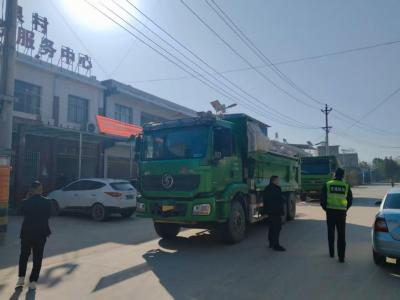 通城县沙堆镇启动专项整治行动，力保沙里线瑶泉村路段交通安全