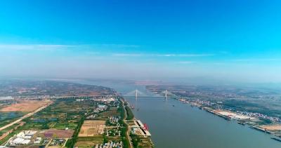 战略支点如何建？鄂州枢纽以“一港联四极”破题