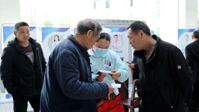 通城县人民医院开展世界睡眠日义诊活动