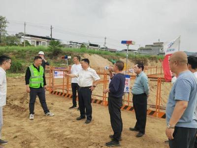 通城县三级人大代表联动“把脉”引青济隽工程护航城乡供水“生命线”