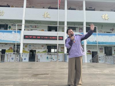 通城县关刀镇中心幼儿园开展“‘卫’爱行动，共享健康”主题爱国卫生月活动