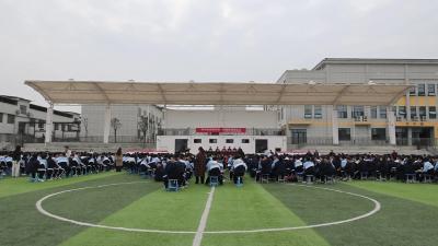 视频-通城县第三中学开展文明礼貌月红色主题宣讲活动