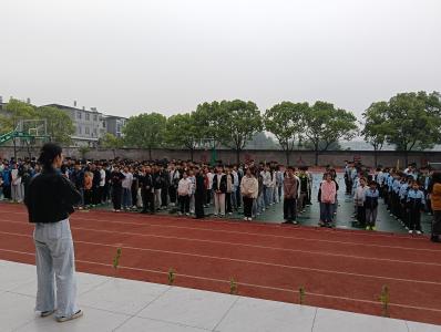 通城县塘湖中学开展世界读书日主题活动