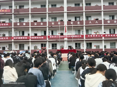 通城县塘湖镇塘湖中学：爱心润桃李，善举暖校园