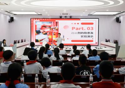通城县开展第17个全国防灾减灾日宣传活动