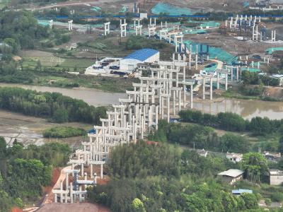 中建二局通修高速公路第二标段建设者奏响劳动赞歌