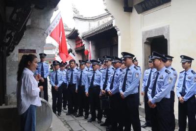 通城公安组织青年民警开展“五四”青年节主题教育活动