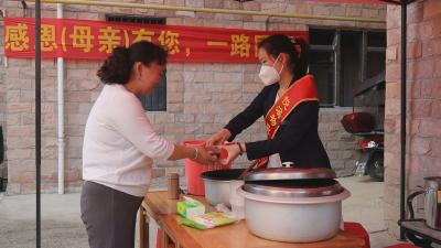 党群携手庆五一 粽香邻里迎端午｜滨江苑小区举办双节主题活动获居民点赞