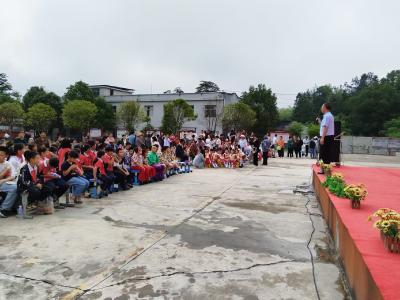 家校同心育花开 通城县沙堆镇天灯岭小学聚力启新程