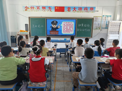 通城县四庄乡清水完小：同心聚力护苗成长 “扫黄打非”浸润校园