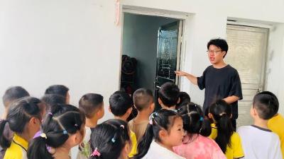 初探小学 礼遇成长丨通城县麦市镇中心幼儿园开展大班幼儿参观小学活动