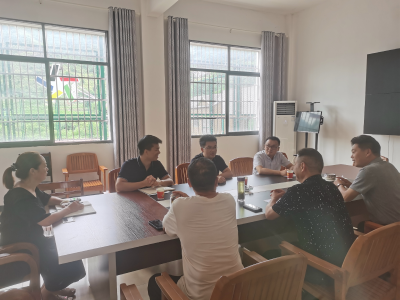 通城县塘湖镇召开选调生驻村任职报到会