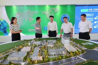 杨修伟率队赴江苏省招商考察