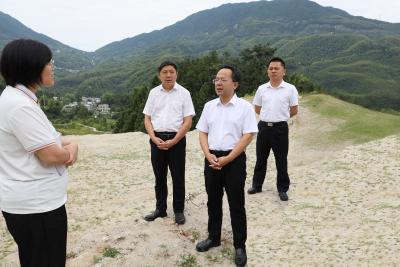 【聚焦黄龙山帐篷嘉年华】黄建平指导督办乐购湖北·2025通城黄龙山帐篷嘉年华活动筹备工作时强调：做实做细服务保障 确保活动安全有序圆满举办  