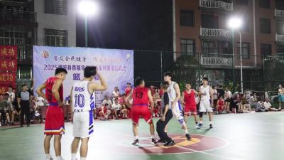 视频-通城县首届全民健身篮球赛乡镇组八进四淘汰赛激情开打 