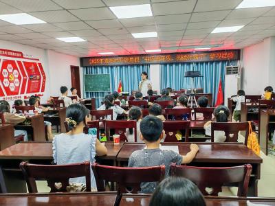 通城县麦市镇：经典故事润童心 书香童年伴我行