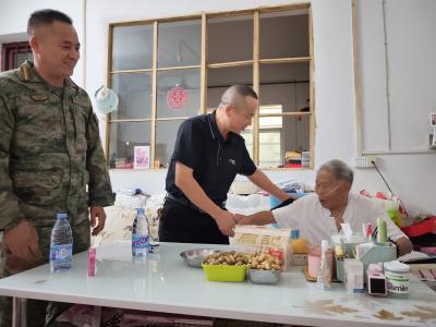 致敬峥嵘岁月 情暖退伍老兵丨通城县隽水镇开展