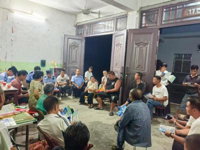 通城县麦市镇：凝心聚力听民声 屋场连心筑平安