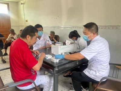 德馨于行 技精于勤丨通城县麦市镇卫生院进福利院开展义诊活动