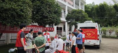 通城县沙堆镇：“耆” 彩夕阳，健康护航老年人体检行动