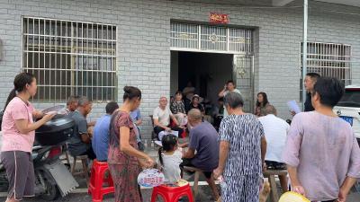通城县沙堆镇堆山村：推广“三资”监管平台小程序 为村级财务管理添“智”增效