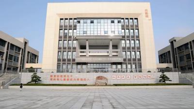 视频-通城县第一小学举行开学升旗仪式：厚植爱国情怀 培育时代新人
