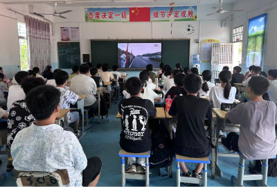 通城县关刀中学：牢记历史，珍爱和平