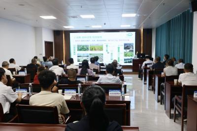 才聚咸宁 共建支点丨2025年咸宁人才周通城系列活动之中药材产业发展技术研讨会举行