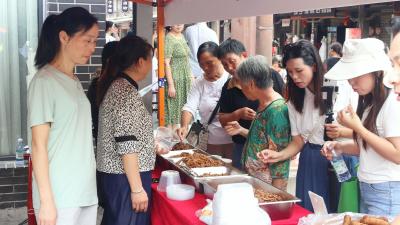 【聚焦药姑山古瑶村】逛古瑶村、品农产品！通城药姑山古瑶村农产展销区成开园热点
