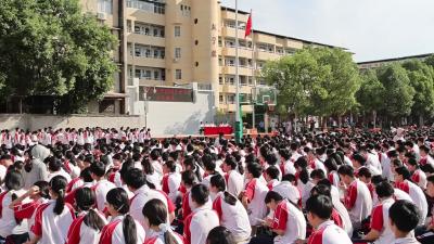 视频-隽水初中举行2025年秋季学期开学典礼 