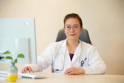 “睡眠邪修”网络爆红 到底是否真的有效？记者求证 