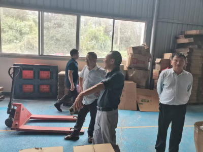 通城县塘湖镇：多部门携手排查“四小企业”用工秩序，守护劳动者权益